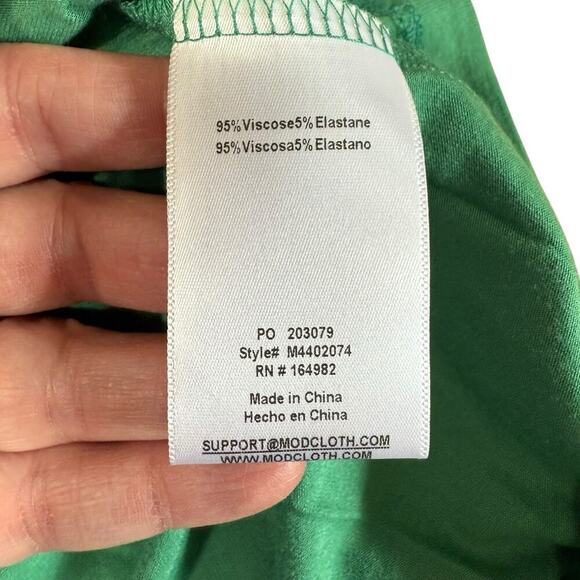 ModCloth Top Women's Vneck Green Small S/S M4402074 Stretch Casual Granolagirl - Picture 6 of 10